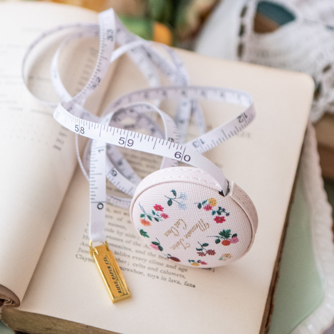 Dahlia Measuring Tape